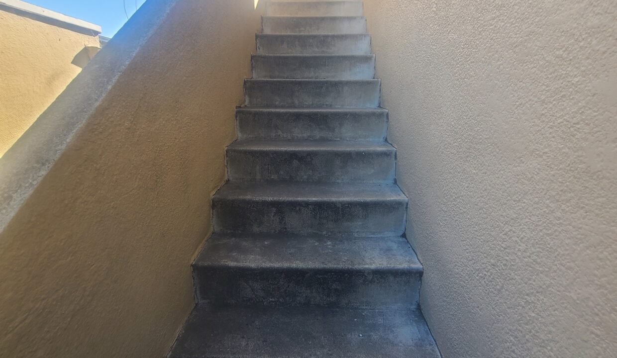 s9