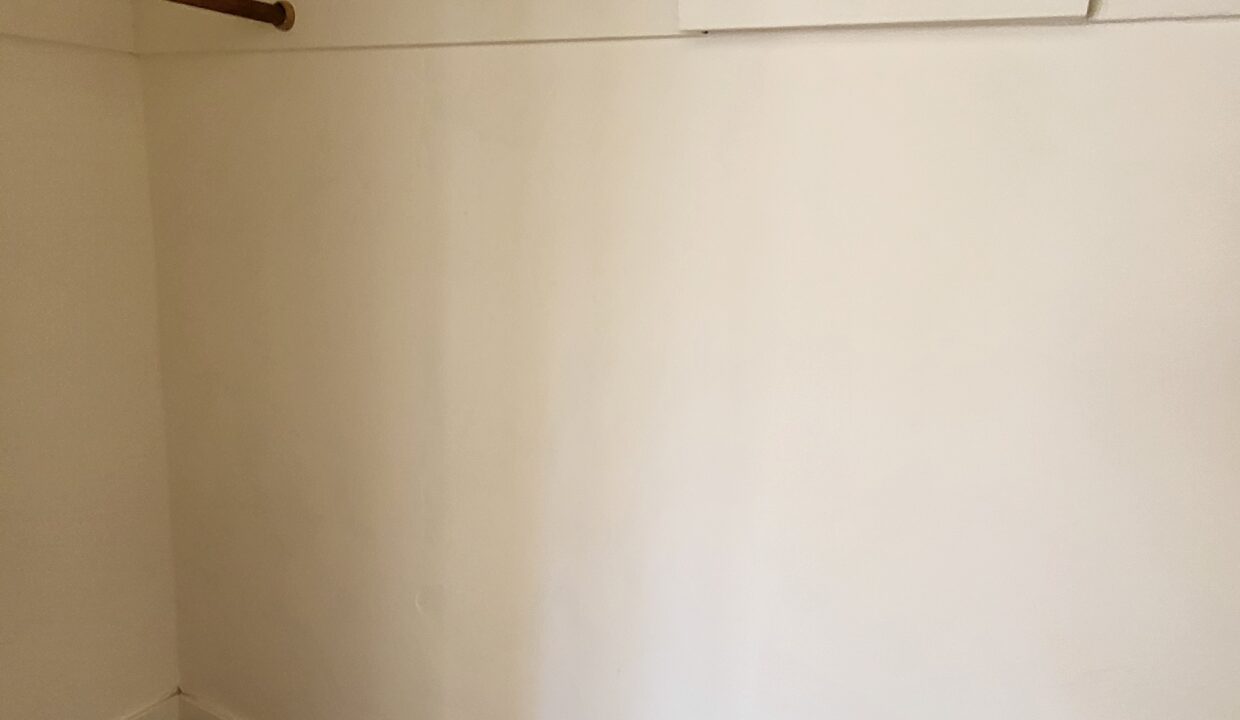 d3