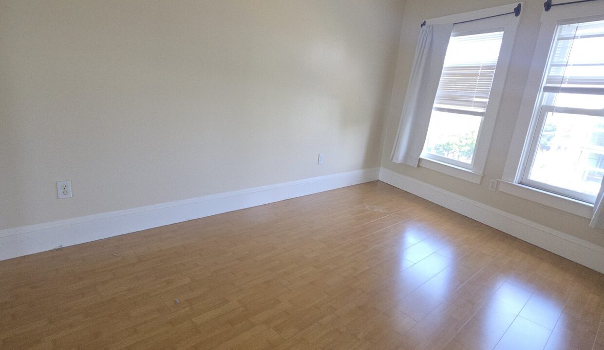 t12