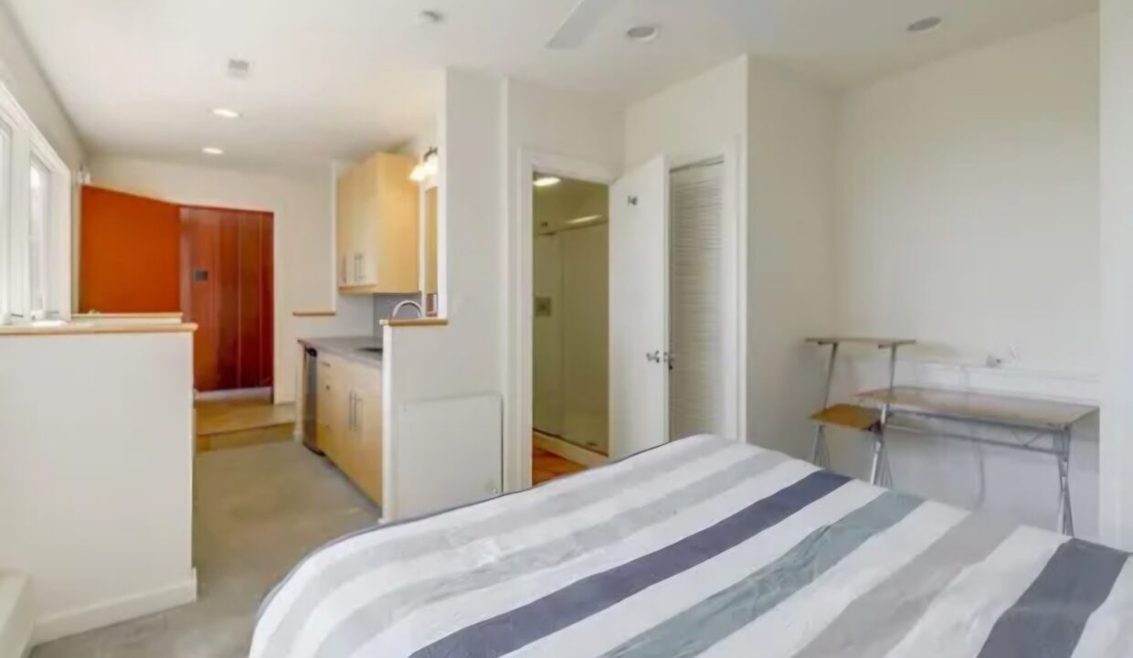 s16