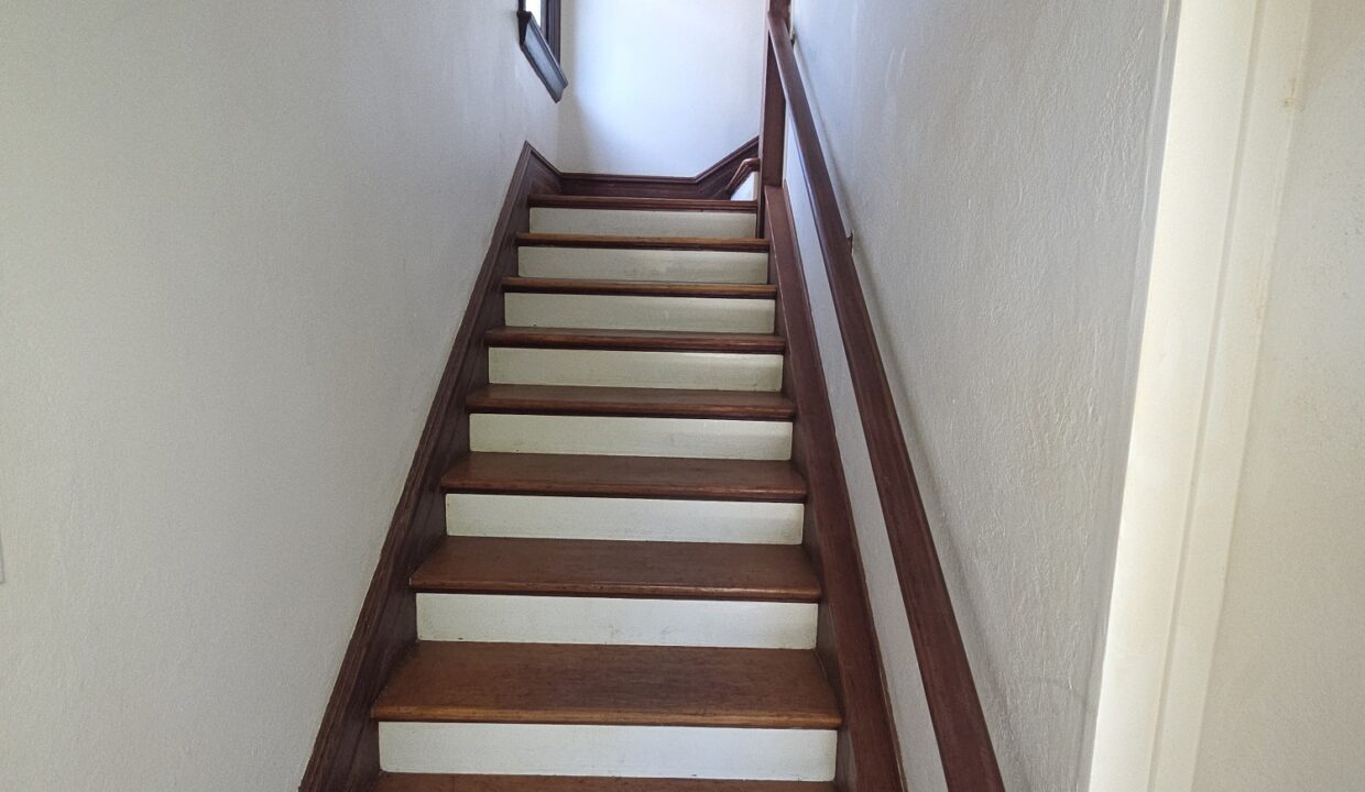 b3